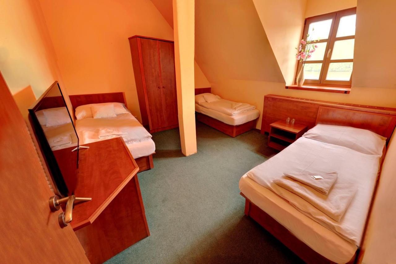 Štiřínská stodola u Prahy Hotel Kamenice Exterior foto