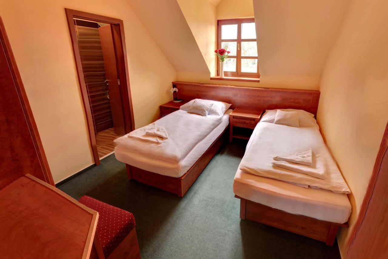 Štiřínská stodola u Prahy Hotel Kamenice Exterior foto